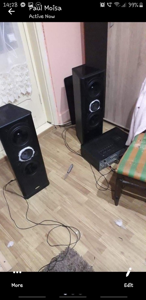 Screenshot_20191212-142817_One UI Home.jpg