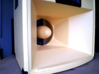 Detail 10 horn.jpg